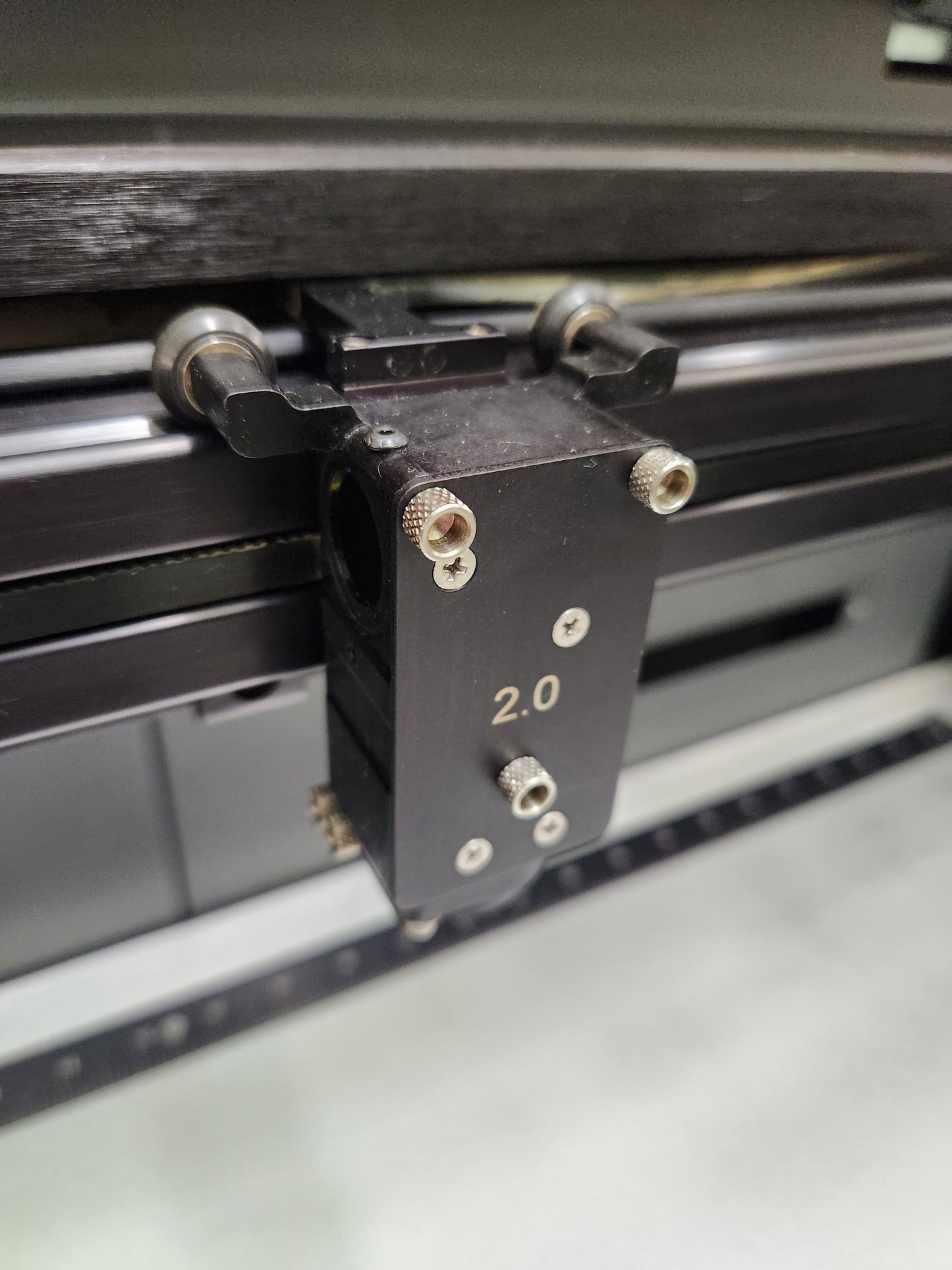 Thumbscrew For Lens Plates